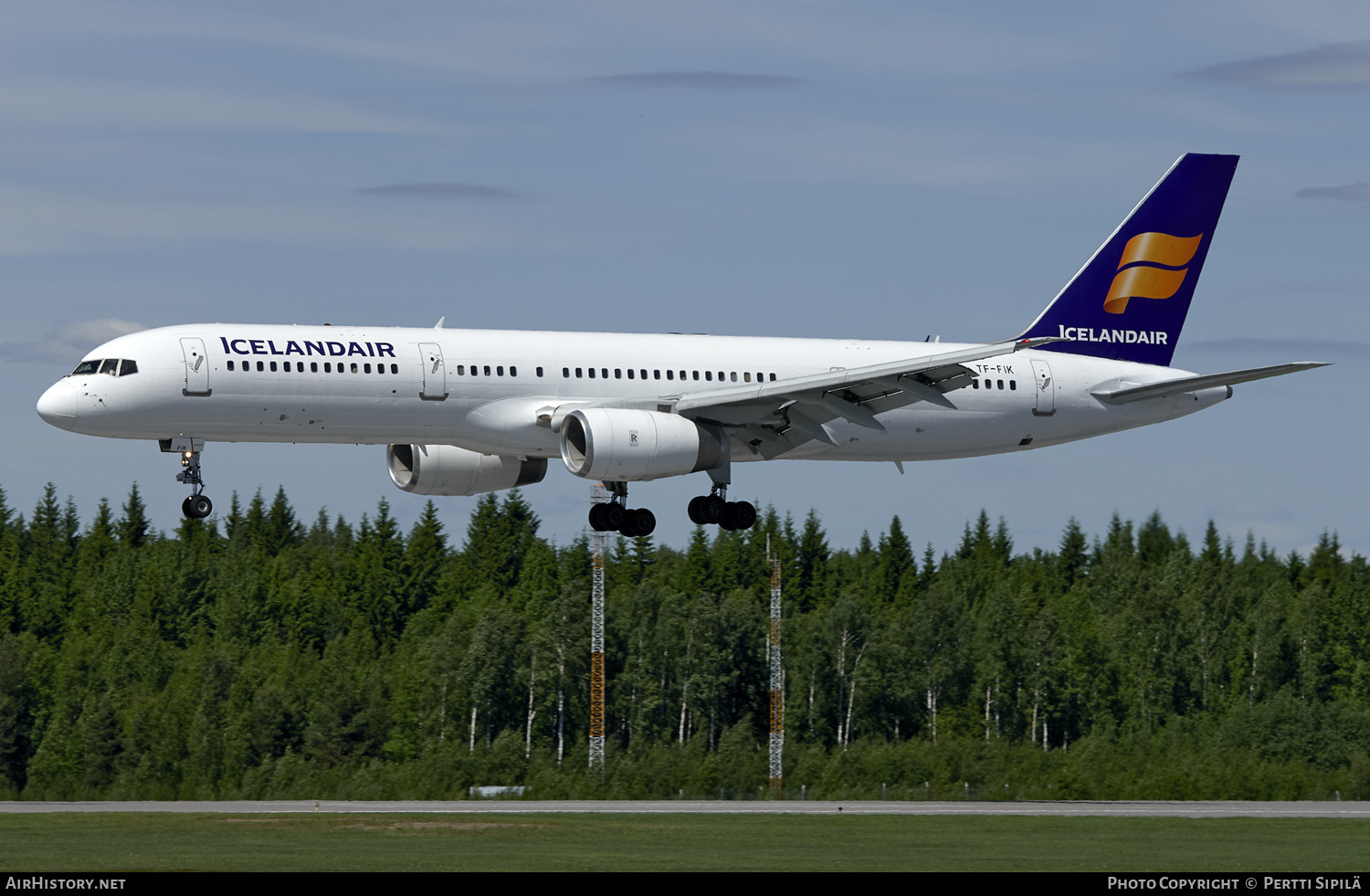 Aircraft Photo of TF-FIK | Boeing 757-2Y0 | Icelandair | AirHistory.net #144571