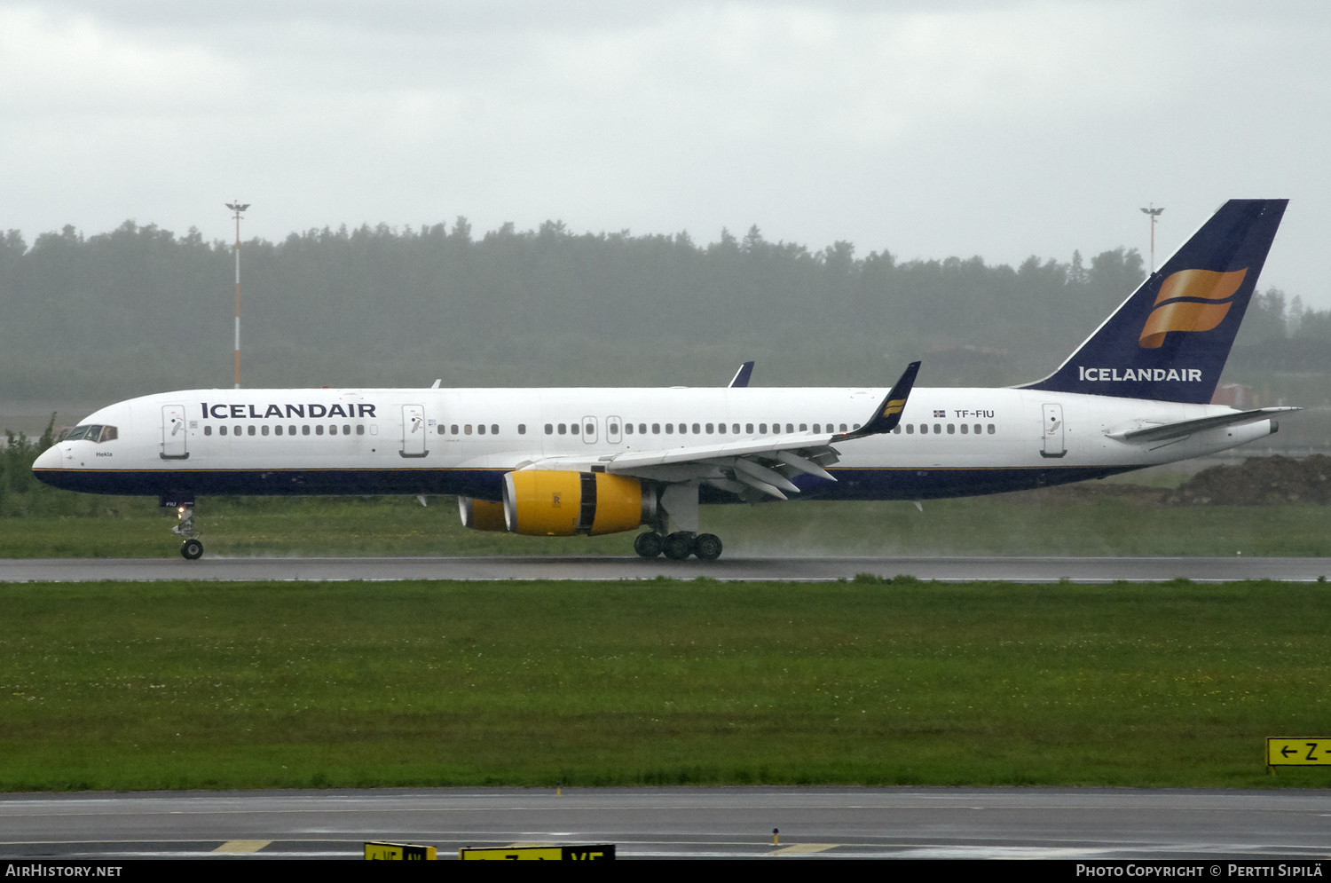 Aircraft Photo of TF-FIU | Boeing 757-256 | Icelandair | AirHistory.net #144578