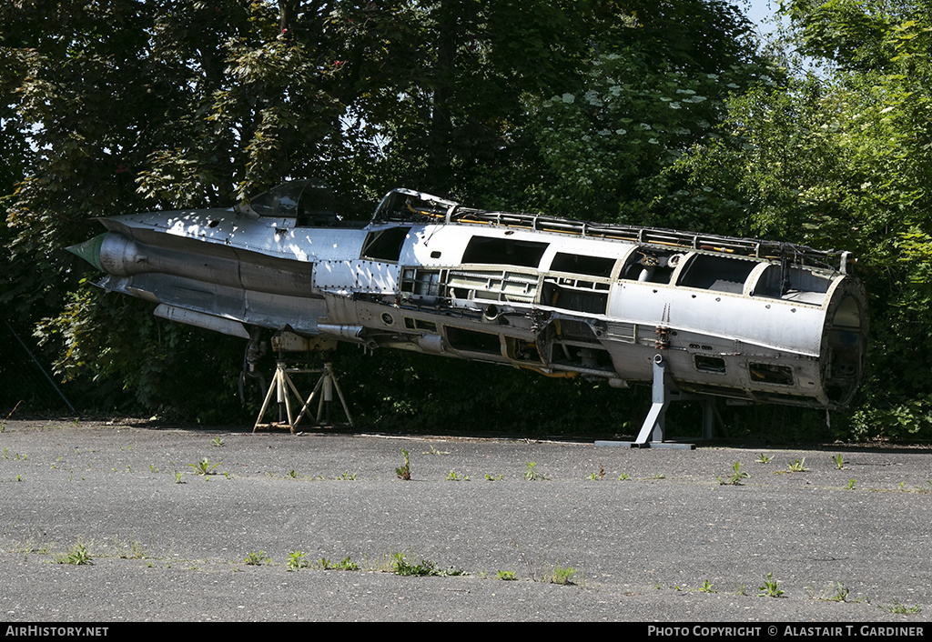 Aircraft Photo of 0712 | Aero S-106 (MiG-21F-13) | Czechoslovakia - Air Force | AirHistory.net #144619