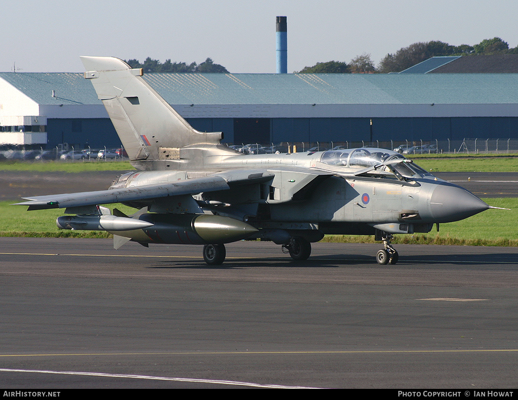 Aircraft Photo of ZA589 | Panavia Tornado GR4 | UK - Air Force | AirHistory.net #144626