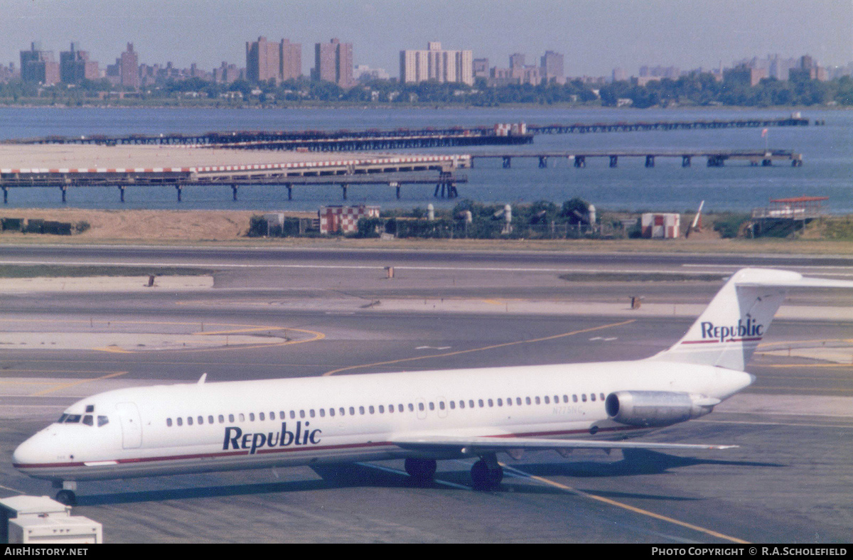 Aircraft Photo of N775NC | McDonnell Douglas DC-9-51 | Republic Airlines | AirHistory.net #144630