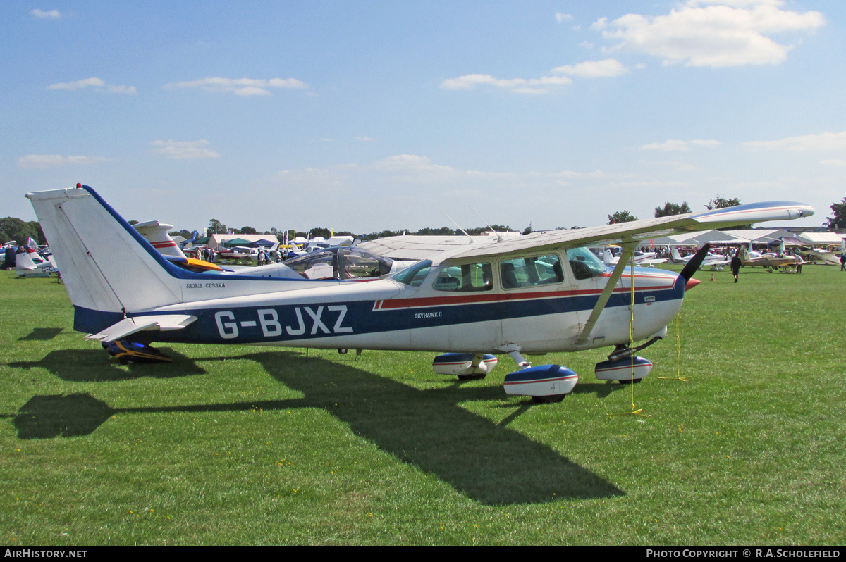 Aircraft Photo of G-BJXZ | Cessna 172N Skyhawk | AirHistory.net #144636