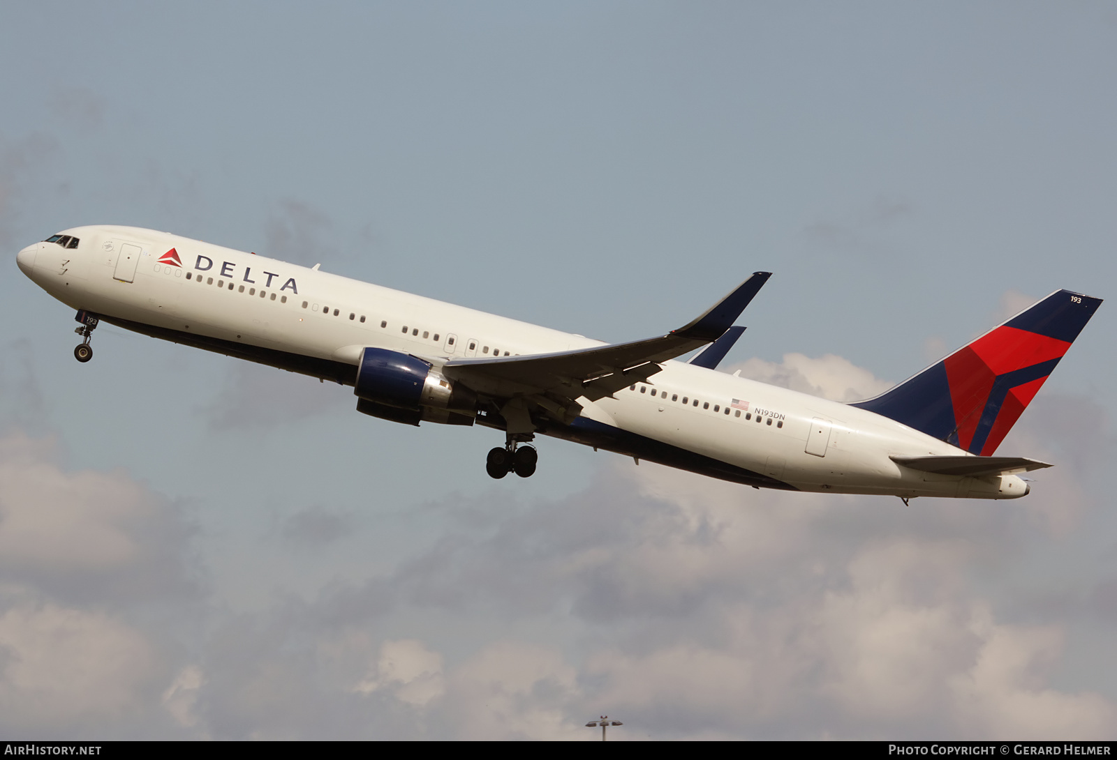 Aircraft Photo of N193DN | Boeing 767-332/ER | Delta Air Lines | AirHistory.net #144718