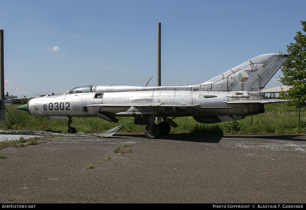 Aircraft Photo of 0302 | Mikoyan-Gurevich MiG-21PF | Czechoslovakia - Air Force | AirHistory.net #144749