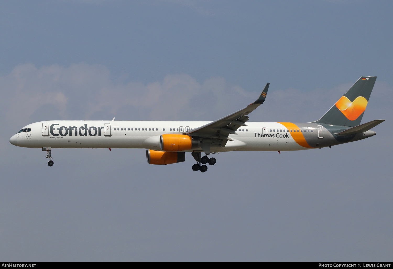 Aircraft Photo of D-ABOF | Boeing 757-330 | Condor Flugdienst | AirHistory.net
