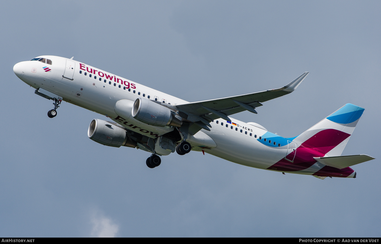 Aircraft Photo of D-AEWS | Airbus A320-214 | Eurowings | AirHistory.net #144971
