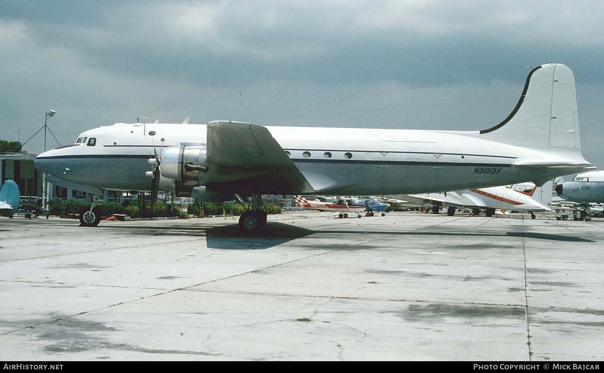 Aircraft Photo of N9013V | Douglas C-54E Skymaster | AirHistory.net #144999