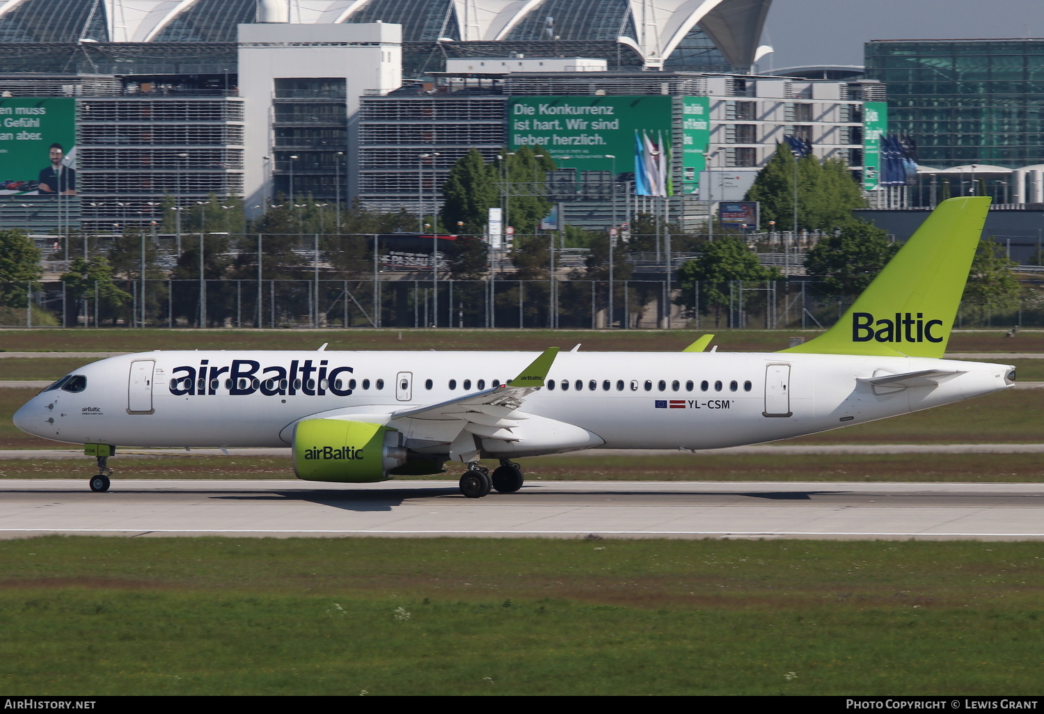 Aircraft Photo of YL-CSM | Airbus A220-371 (BD-500-1A11) | AirBaltic | AirHistory.net #145014