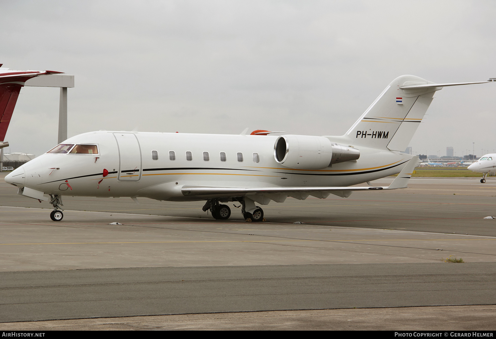 Aircraft Photo of PH-HWM | Bombardier Challenger 605 (CL-600-2B16) | AirHistory.net #145156