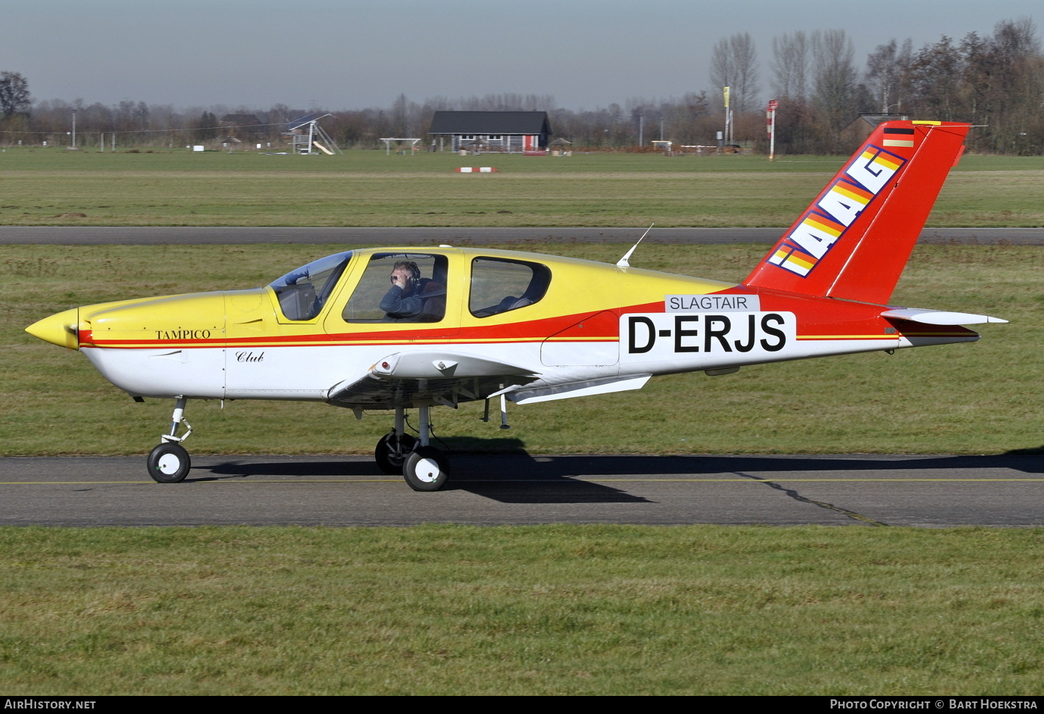 Aircraft Photo of D-ERJS | Socata TB-9 Tampico Club | IAAG - Institut Aéronautique Amaury de la Grange | AirHistory.net #145174