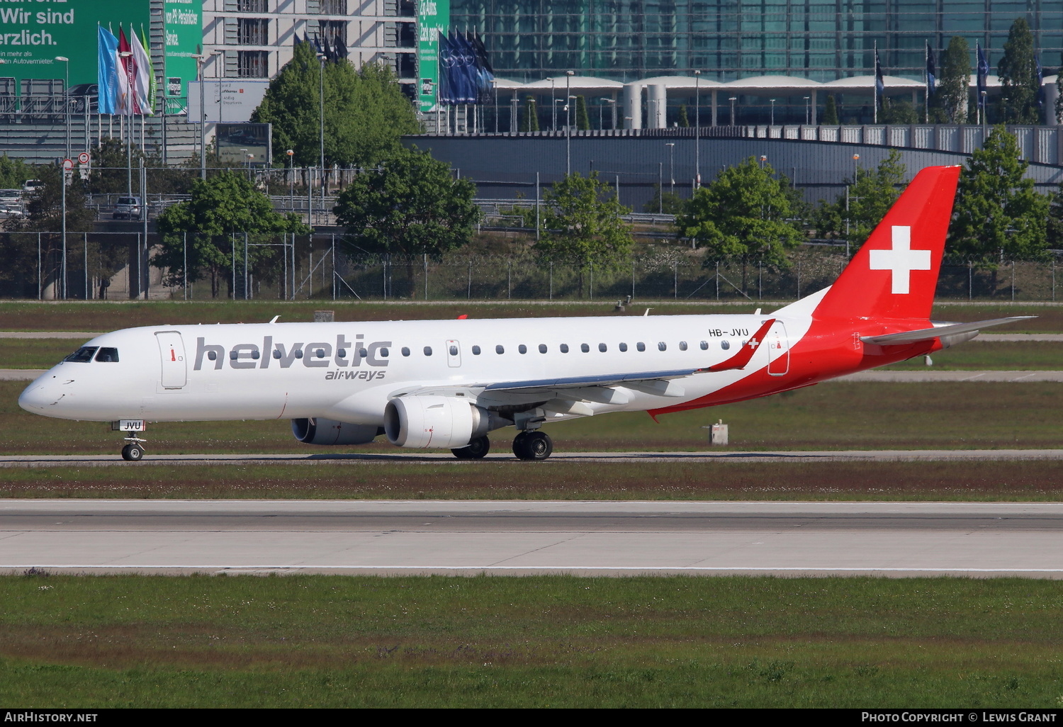 Aircraft Photo of HB-JVU | Embraer 190LR (ERJ-190-100LR) | Helvetic Airways | AirHistory.net #145194