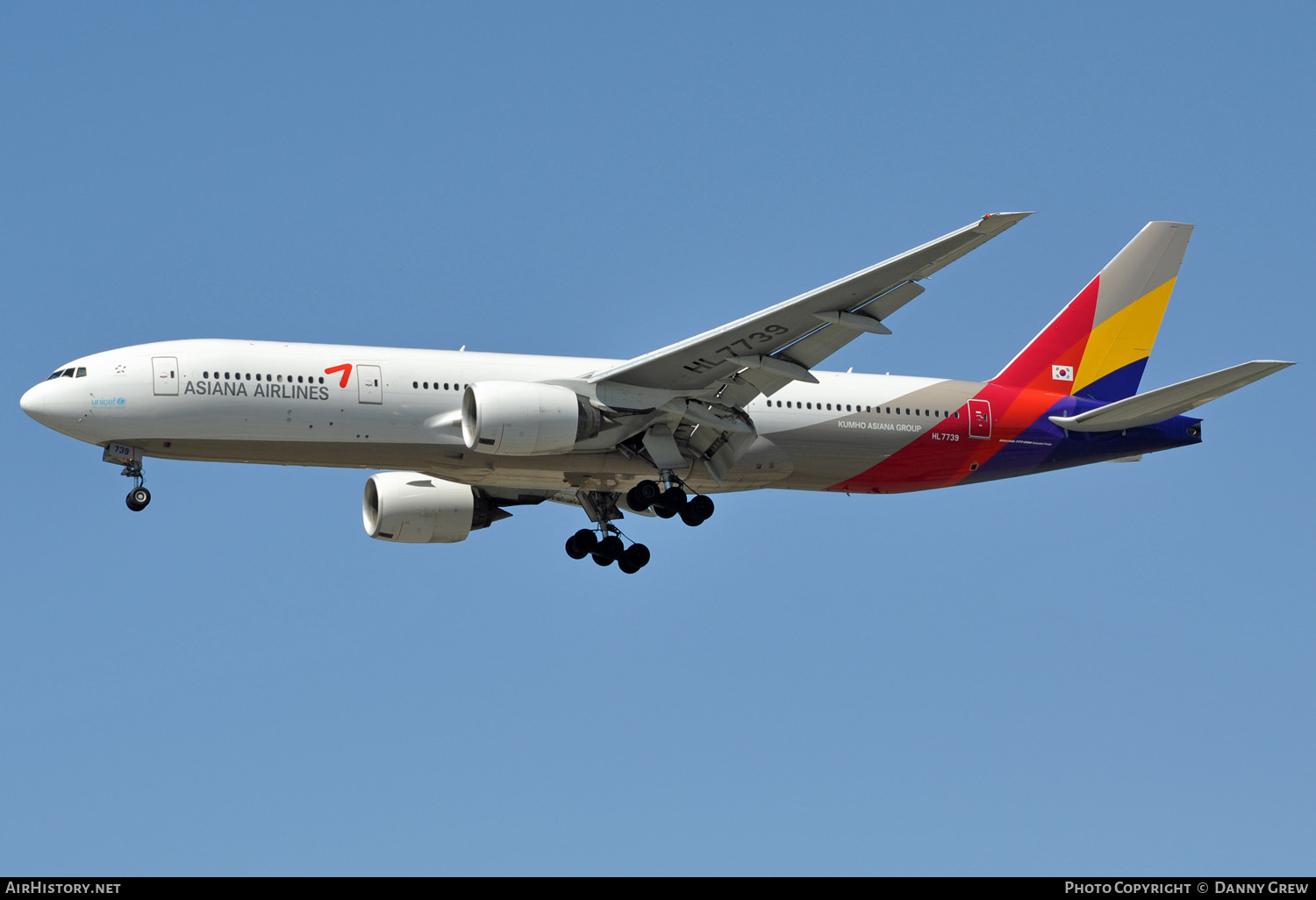Aircraft Photo of HL7739 | Boeing 777-28E/ER | Asiana Airlines | AirHistory.net #145214