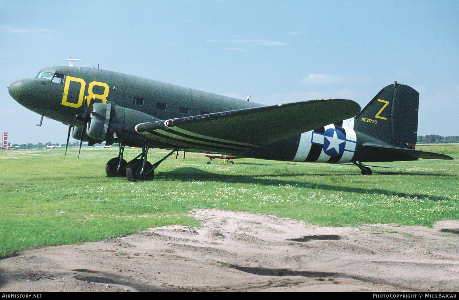 Aircraft Photo of N21729 / NC21729 | Douglas DC-3-201B | USA - Air Force | AirHistory.net #145223