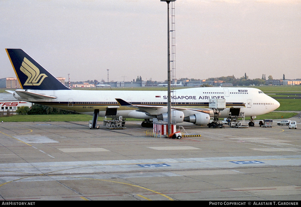 Aircraft Photo of 9V-SMC | Boeing 747-412 | Singapore Airlines | AirHistory.net #145246