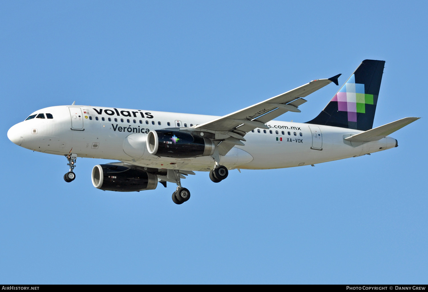 Aircraft Photo of XA-VOK | Airbus A319-133 | Volaris | AirHistory.net #145277