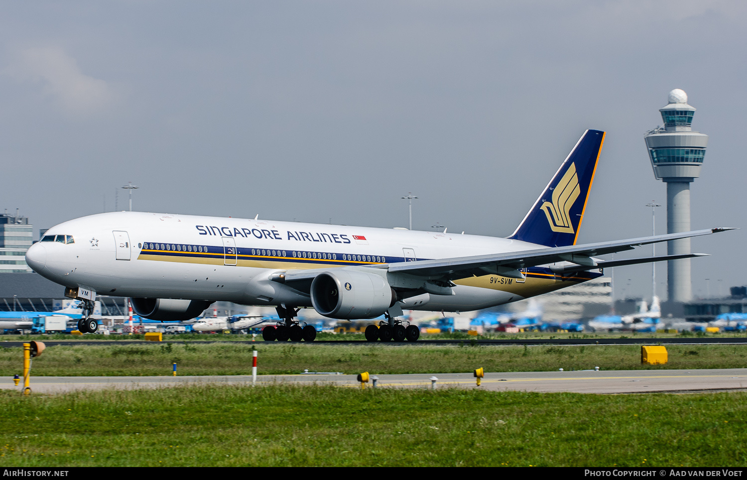 Aircraft Photo of 9V-SVM | Boeing 777-212/ER | Singapore Airlines | AirHistory.net #145300