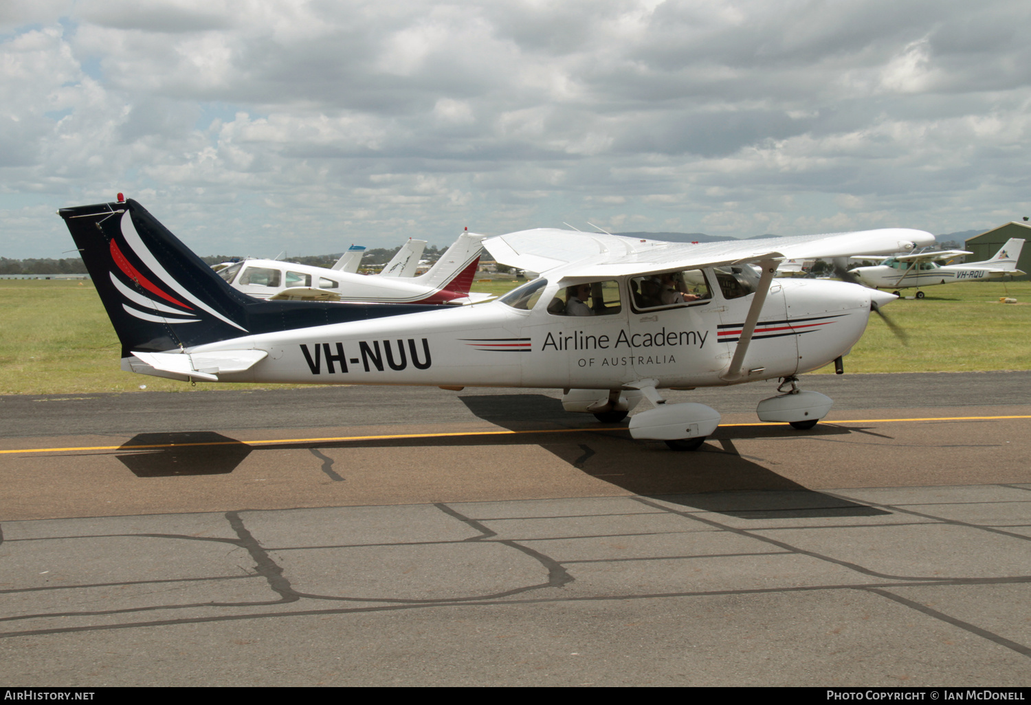 Aircraft Photo of VH-NUU | Cessna 172R Skyhawk | Airline Academy of Australia | AirHistory.net #145488