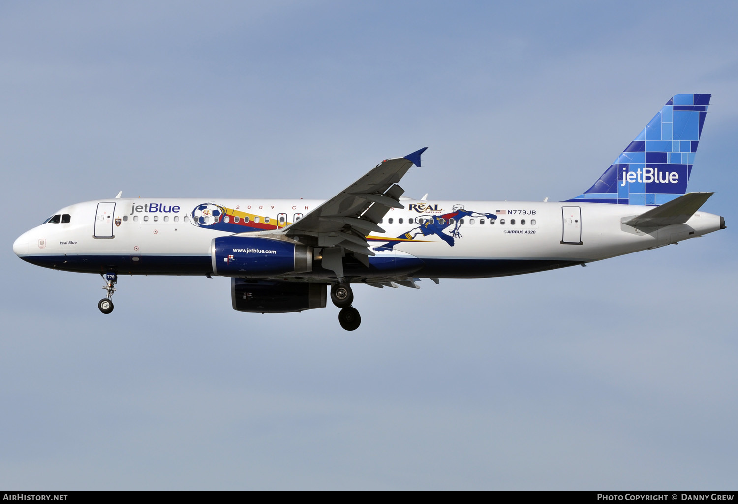 Aircraft Photo of N779JB | Airbus A320-232 | JetBlue Airways | AirHistory.net #145536