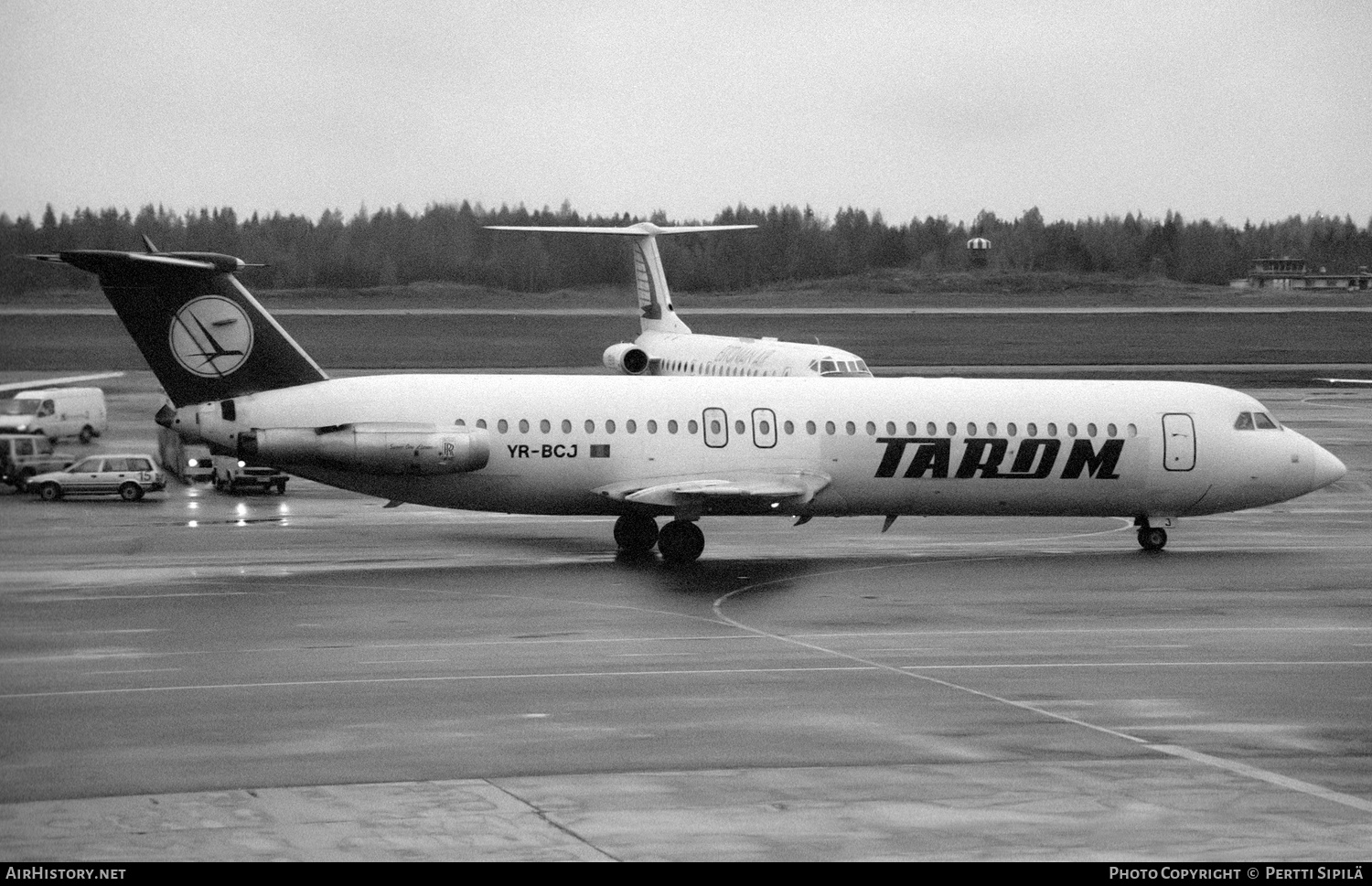 Aircraft Photo of YR-BCJ | BAC 111-525FT One-Eleven | TAROM - Transporturile Aeriene Române | AirHistory.net #145549