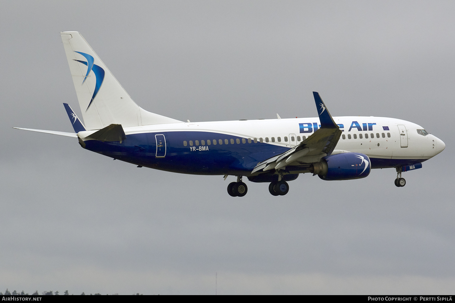 Aircraft Photo of YR-BMA | Boeing 737-79P | Blue Air | AirHistory.net #145555