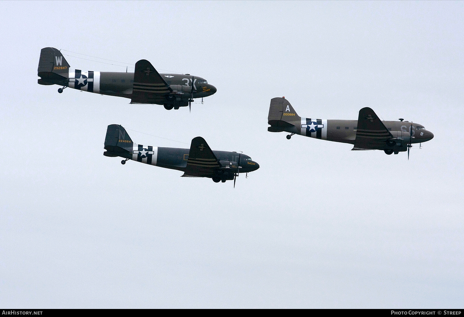 Aircraft Photo of N147DC / 2100884 | Douglas C-47A Skytrain | USA - Air Force | AirHistory.net #145585
