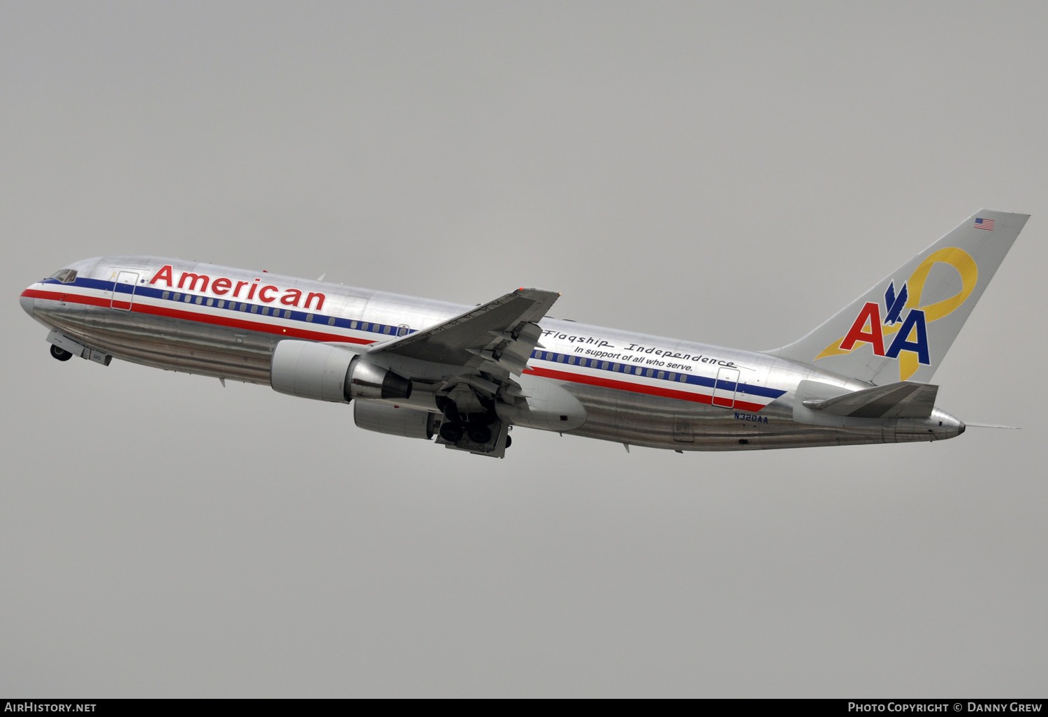 Aircraft Photo of N320AA | Boeing 767-223/ER | American Airlines | AirHistory.net #145586