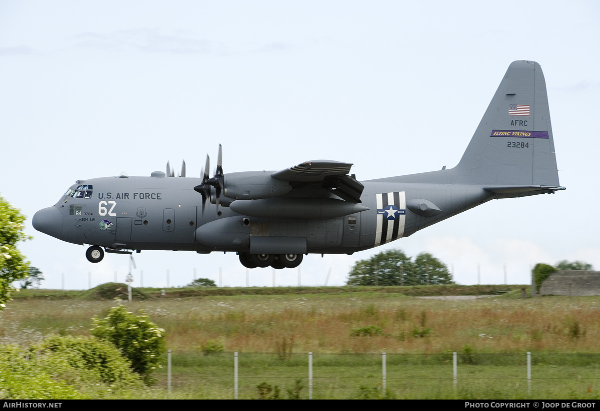 Aircraft Photo of 92-3284 / 23284 | Lockheed C-130H Hercules | USA - Air Force | AirHistory.net #145588