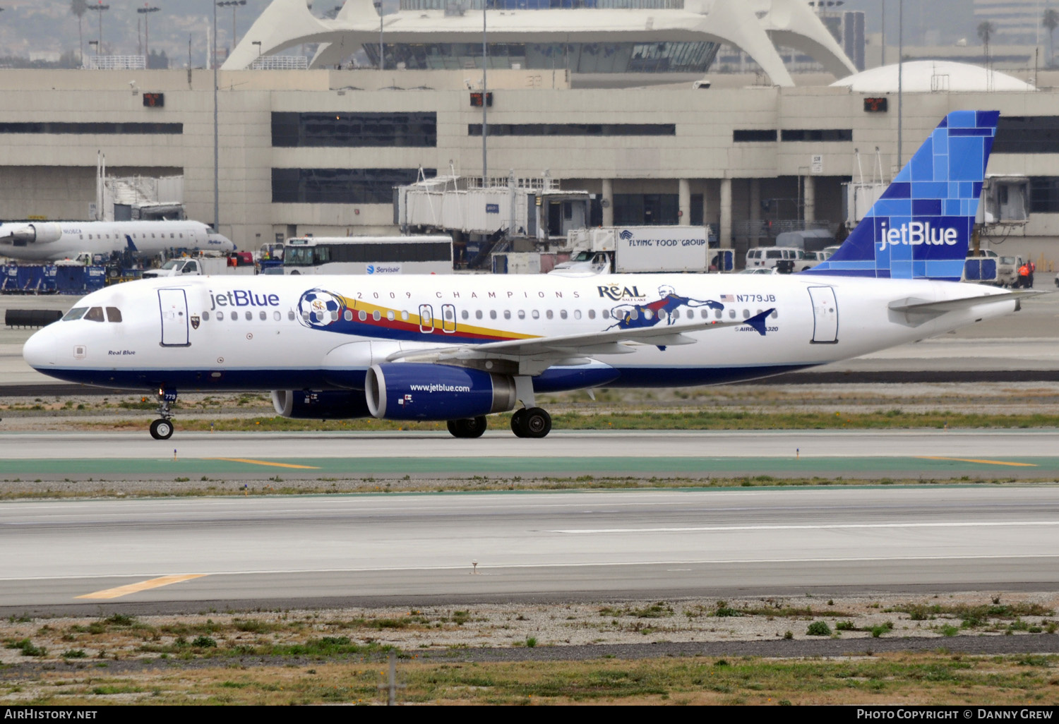 Aircraft Photo of N779JB | Airbus A320-232 | JetBlue Airways | AirHistory.net #145596
