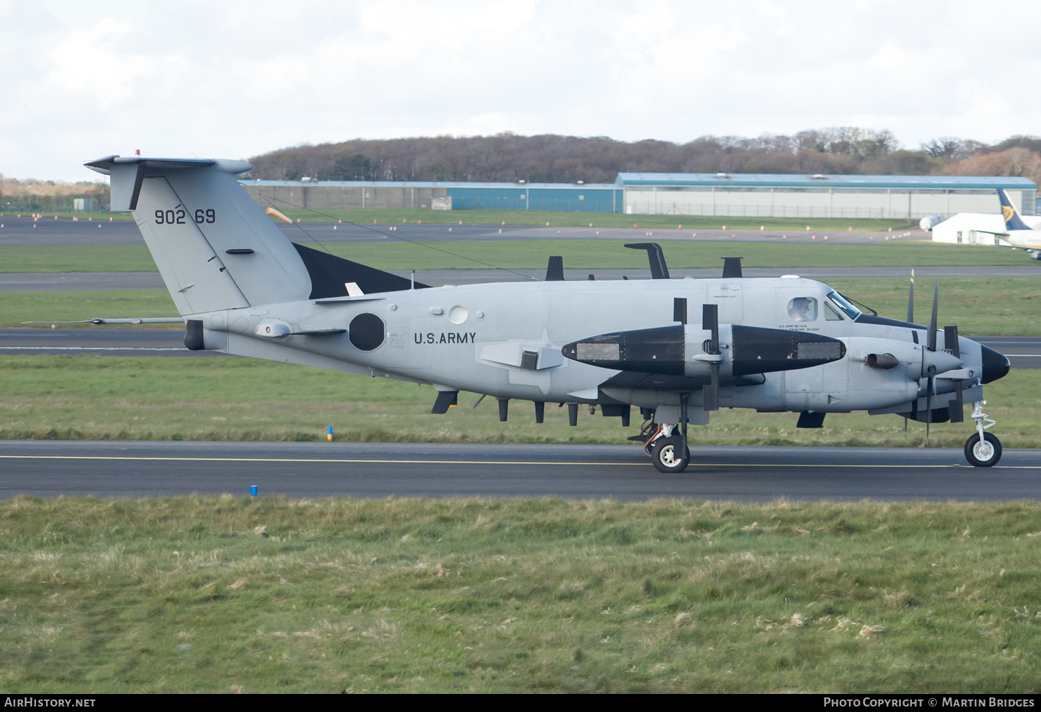 Aircraft Photo of 89-0269 / 90269 | Beech RC-12N Huron (A200CT) | USA - Army | AirHistory.net #145603