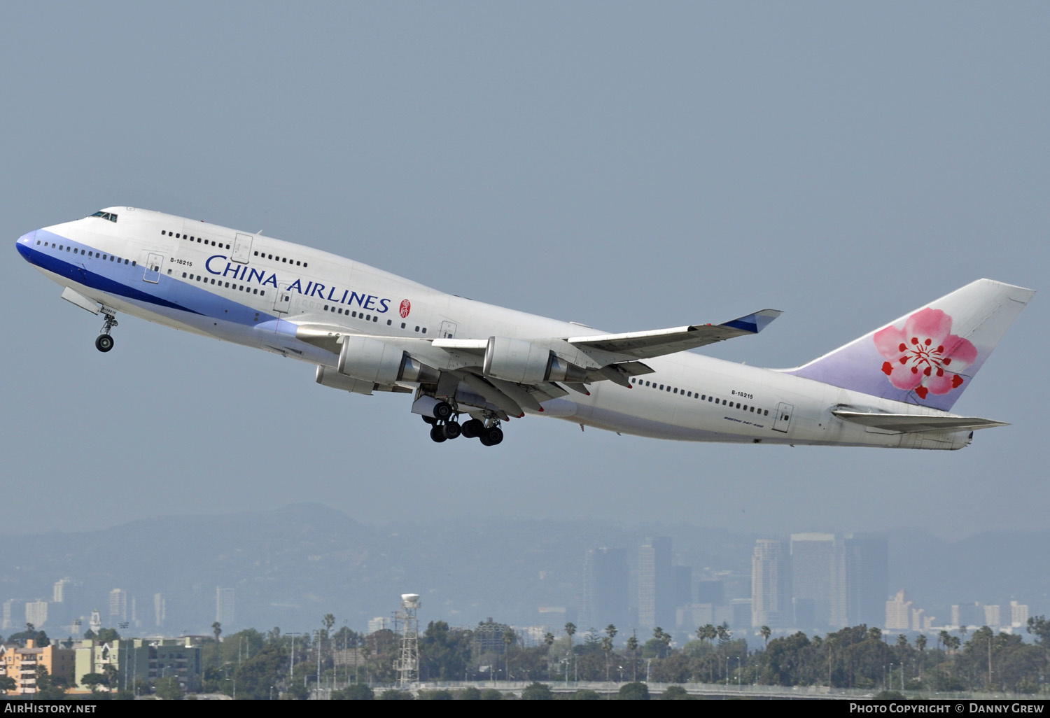 Aircraft Photo of B-18215 | Boeing 747-409 | China Airlines | AirHistory.net #145618