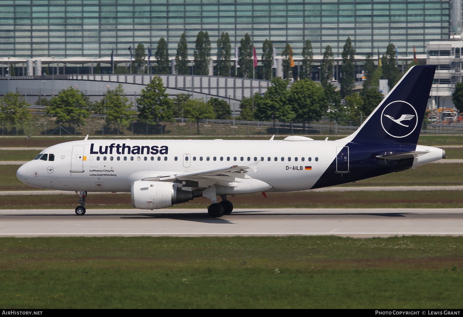 Aircraft Photo of D-AILB | Airbus A319-114 | Lufthansa | AirHistory.net #145632