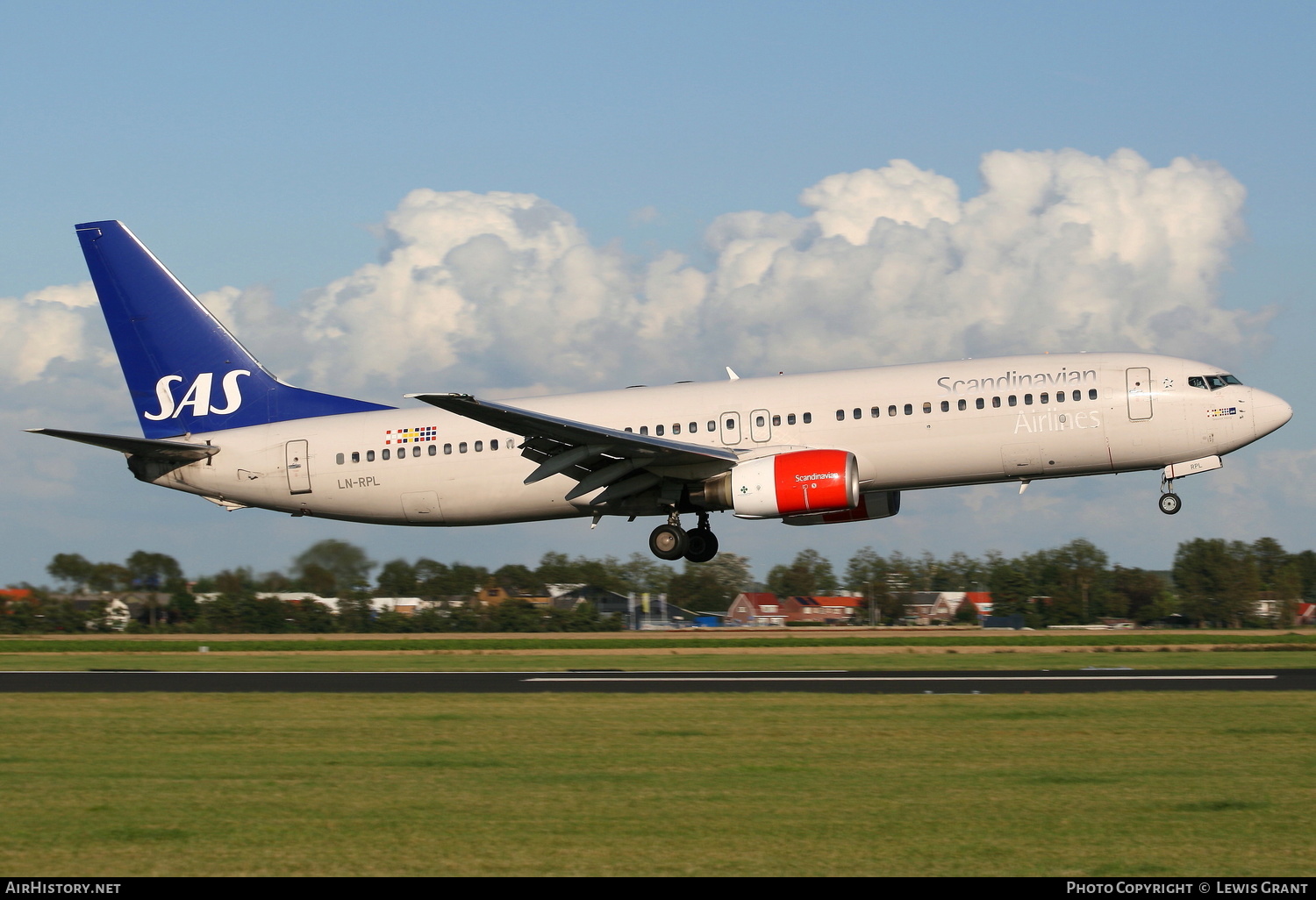 Aircraft Photo of LN-RPL | Boeing 737-883 | Scandinavian Airlines - SAS | AirHistory.net #145635