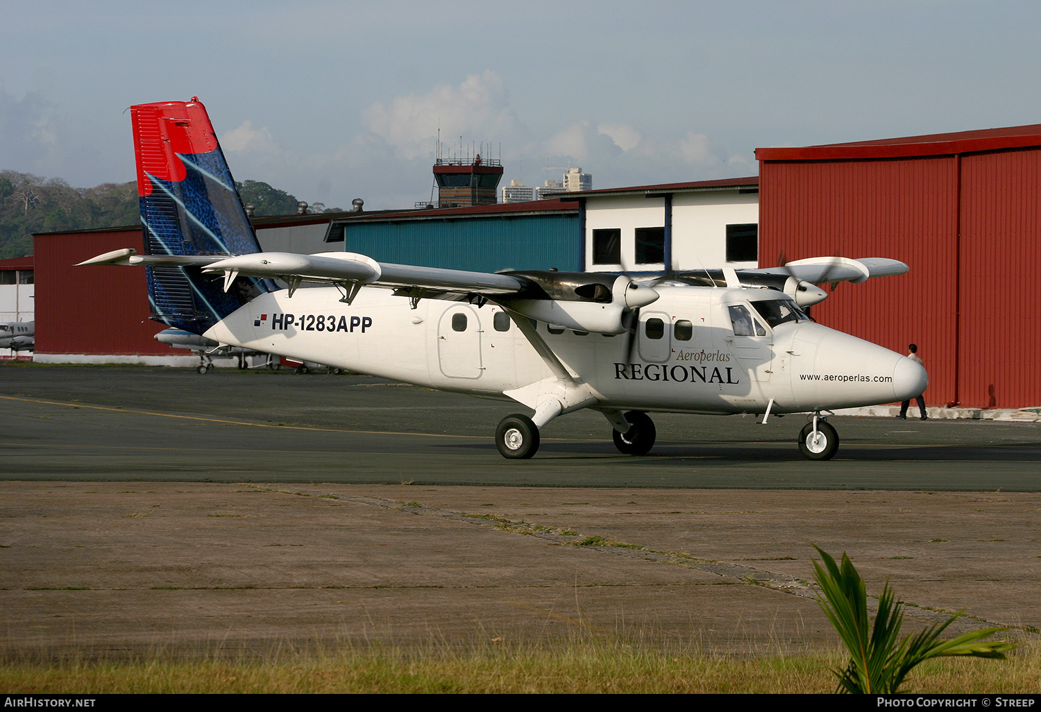 Aircraft Photo of HP-1283APP | De Havilland Canada DHC-6-300 Twin Otter | Aeroperlas Regional | AirHistory.net #145738