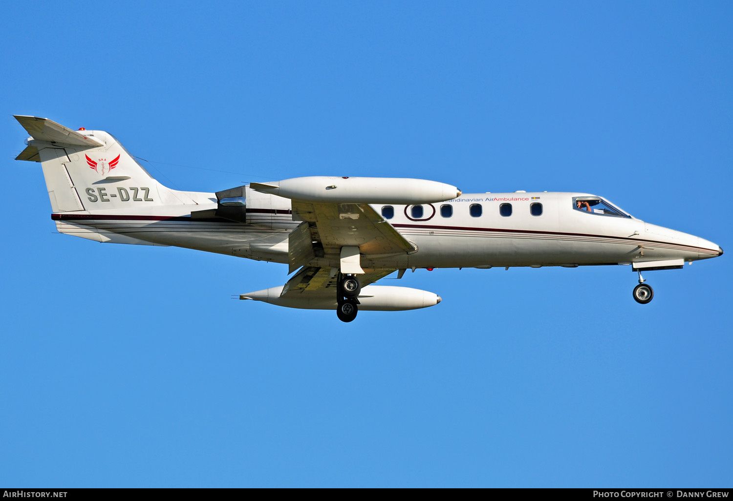 Aircraft Photo of SE-DZZ | Gates Learjet 35A | Scandinavian Air Ambulance | AirHistory.net