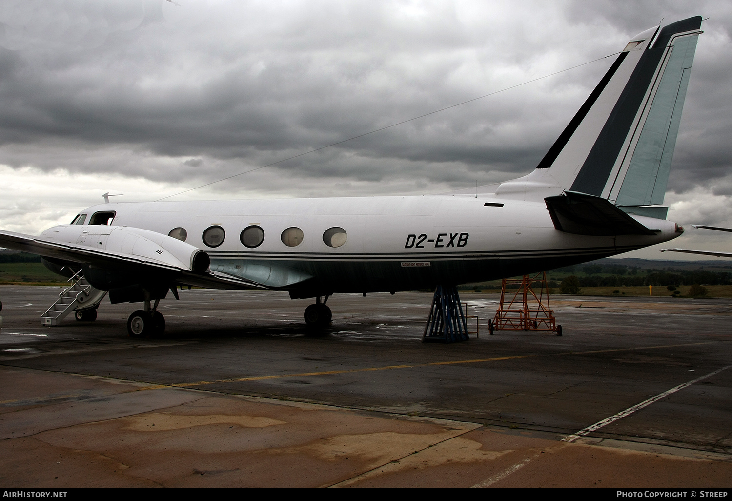 Aircraft Photo of D2-EXB | Grumman G-159 Gulfstream I | AirHistory.net #145870