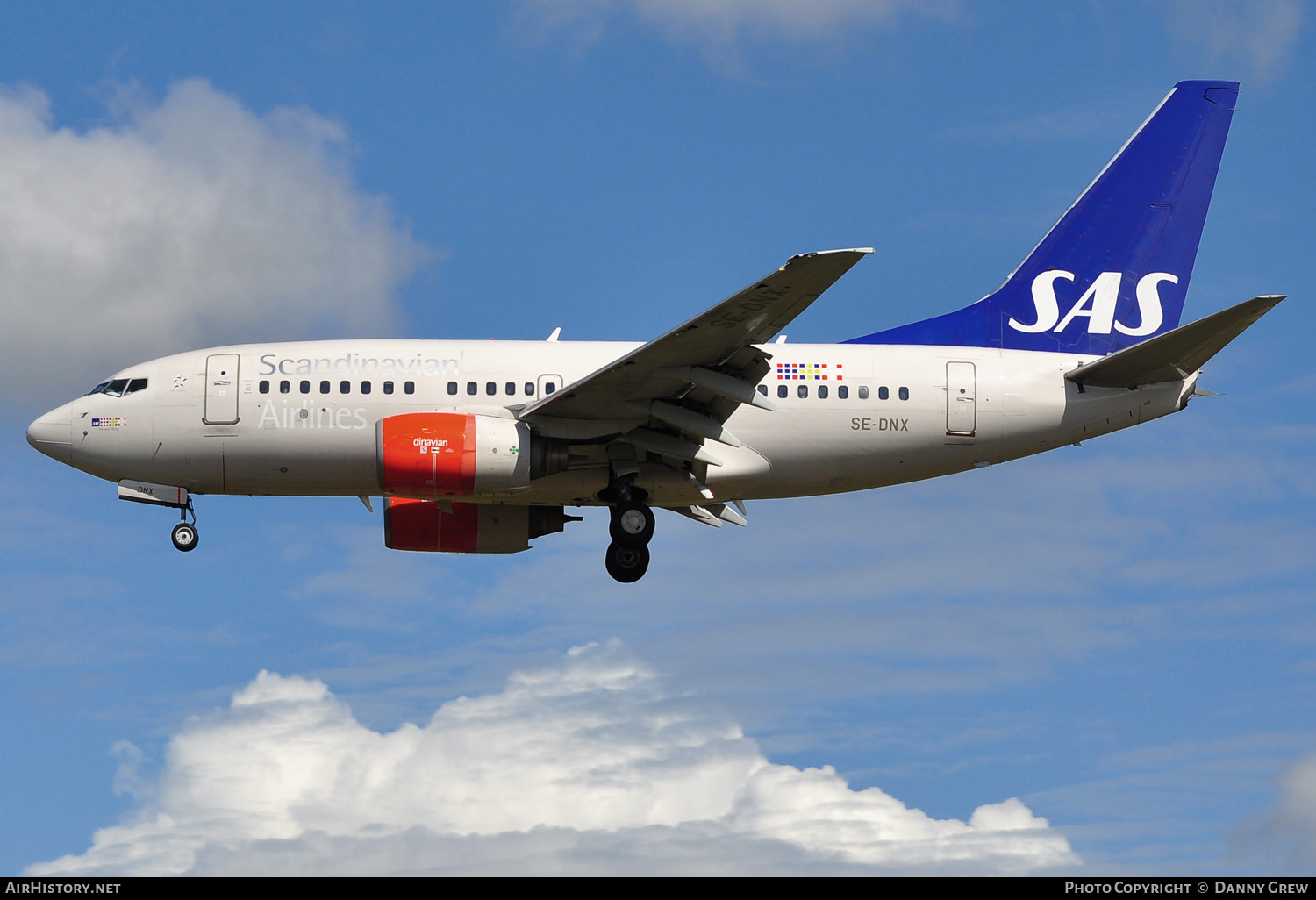 Aircraft Photo of SE-DNX | Boeing 737-683 | Scandinavian Airlines - SAS | AirHistory.net #145879