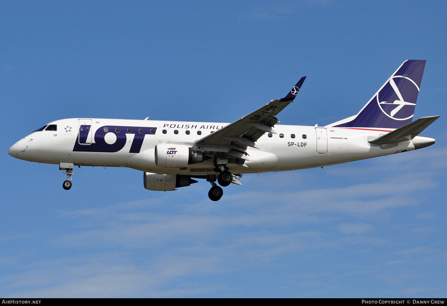 Aircraft Photo of SP-LDF | Embraer 170LR (ERJ-170-100LR) | LOT Polish Airlines - Polskie Linie Lotnicze | AirHistory.net #145884