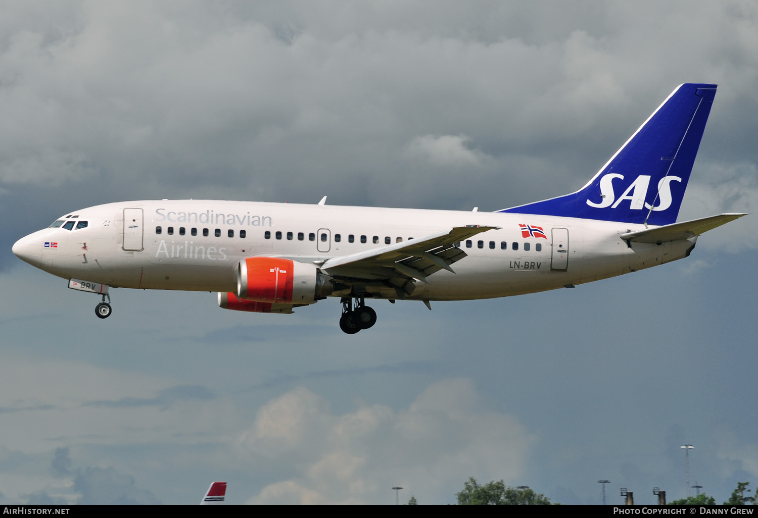 Aircraft Photo of LN-BRV | Boeing 737-505 | Scandinavian Airlines - SAS | AirHistory.net #145938