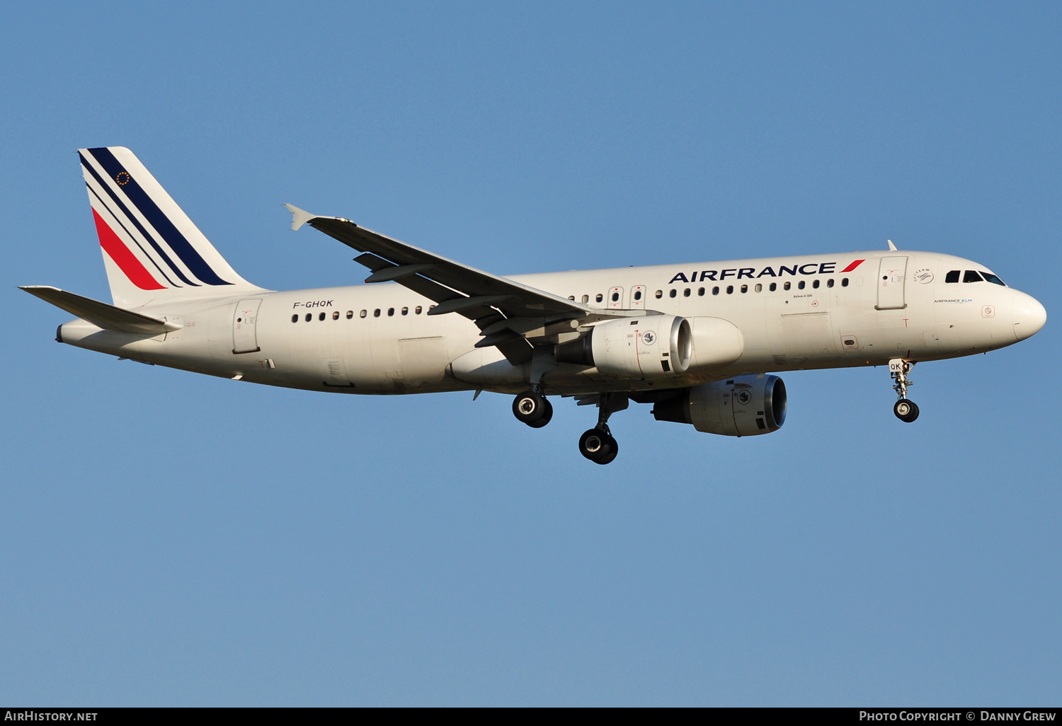 Aircraft Photo of F-GHQK | Airbus A320-211 | Air France | AirHistory.net #146001