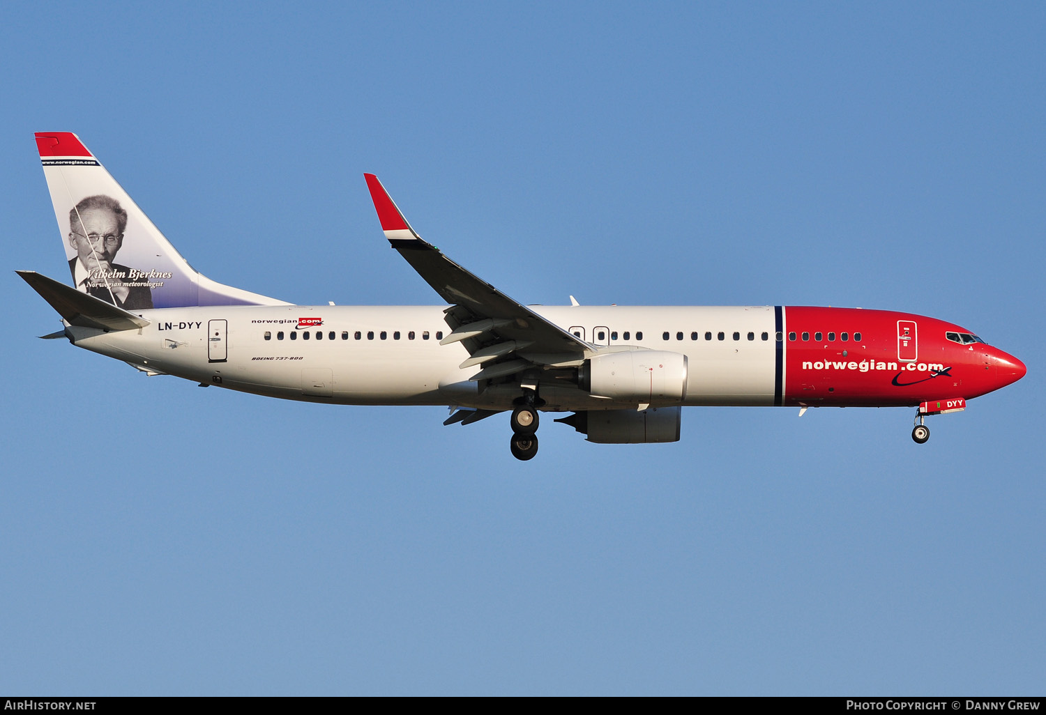 Aircraft Photo of LN-DYY | Boeing 737-8JP | Norwegian | AirHistory.net #146011