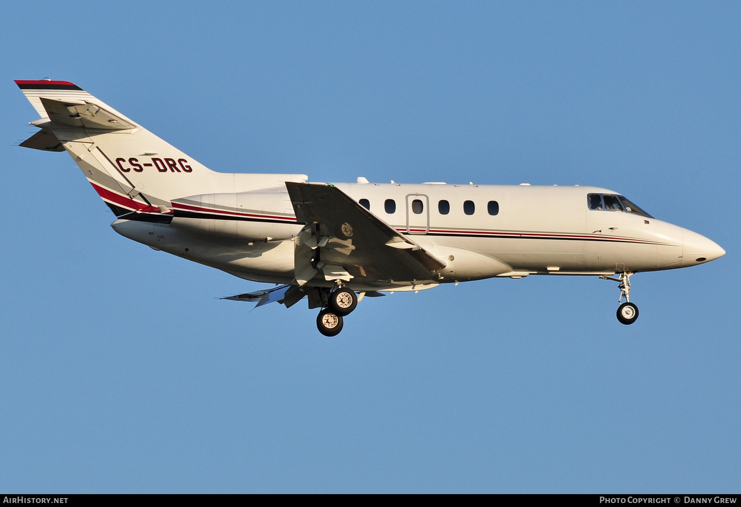 Aircraft Photo of CS-DRG | Raytheon Hawker 800XPi | AirHistory.net #146020