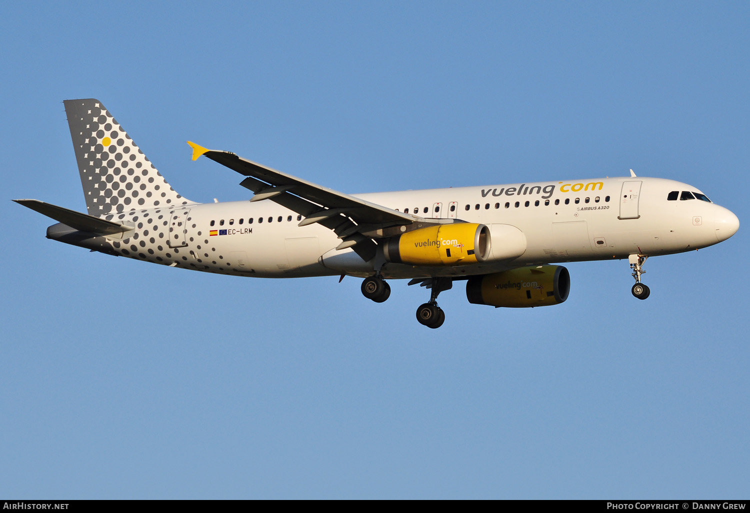 Aircraft Photo of EC-LRM | Airbus A320-232 | Vueling Airlines | AirHistory.net #146026