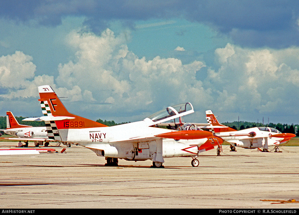 Aircraft Photo of 158891 | North American Rockwell T-2C Buckeye | USA - Navy | AirHistory.net #146091