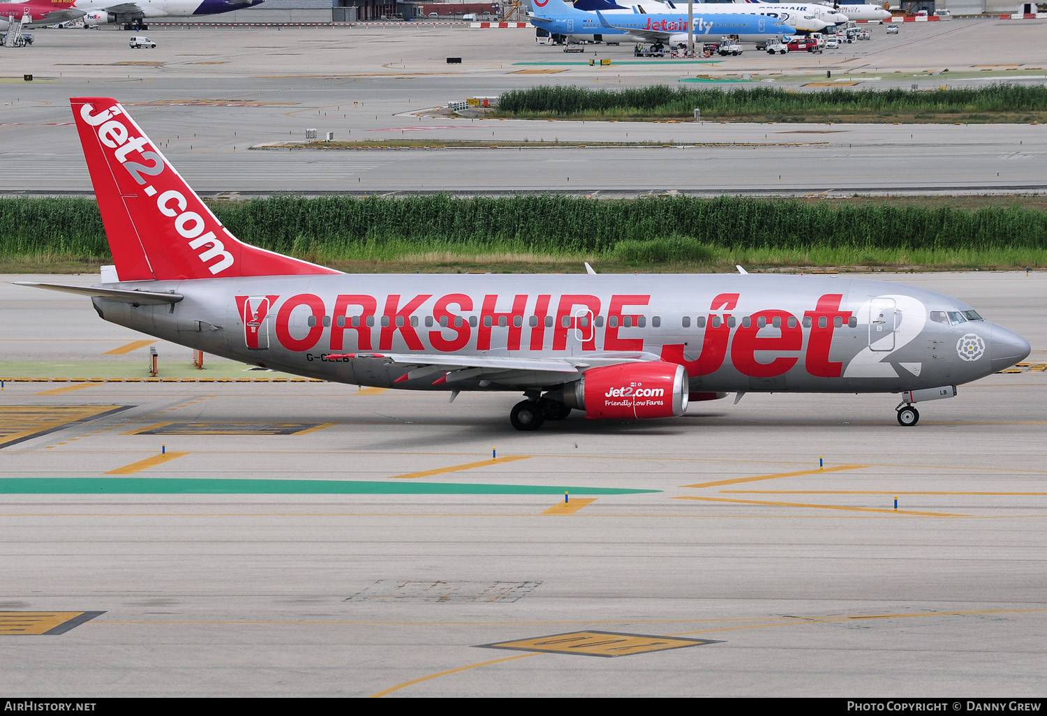 Aircraft Photo of G-CELB | Boeing 737-377 | Jet2 | AirHistory.net #146096