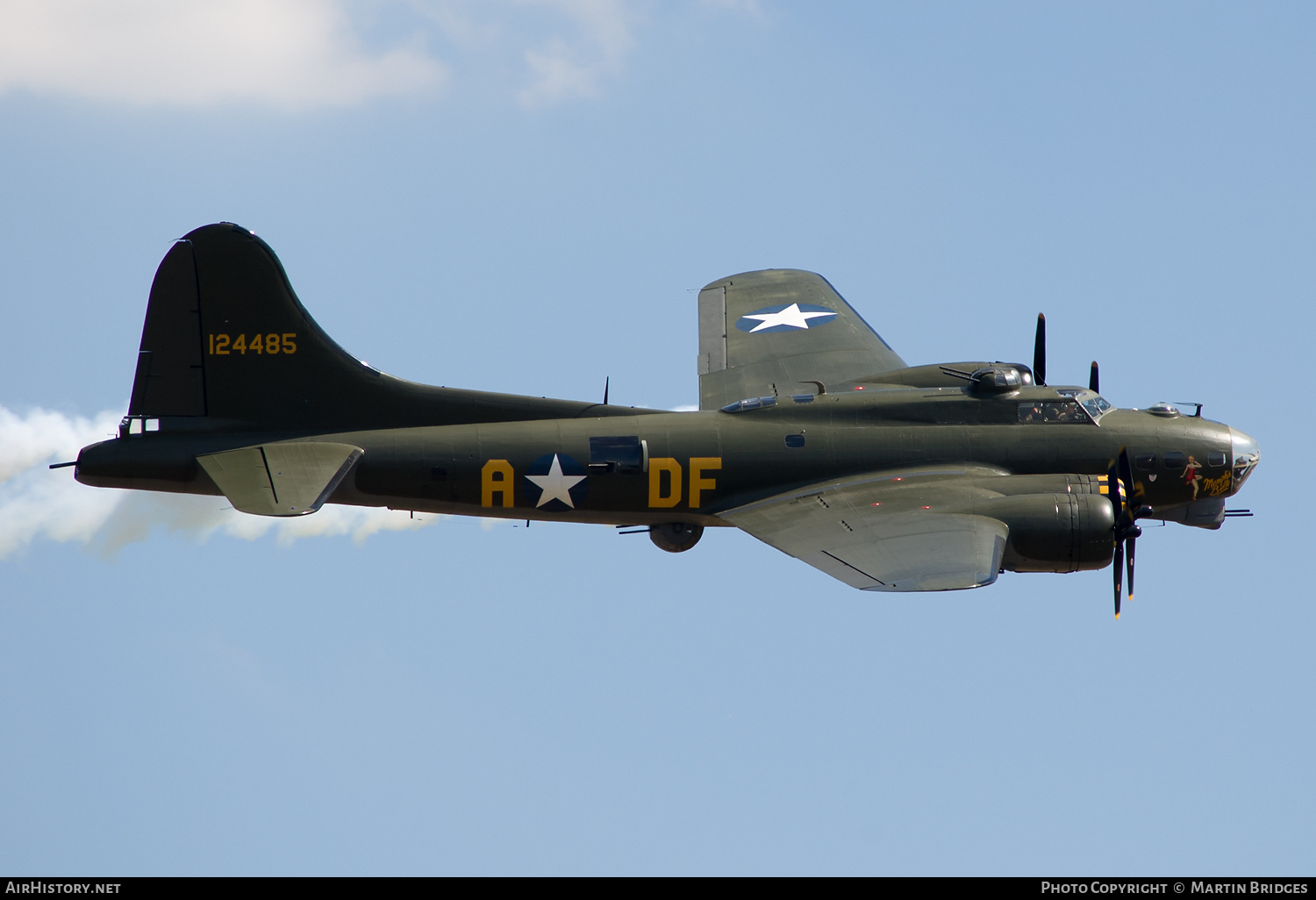 Aircraft Photo of G-BEDF / 124485 | Boeing B-17G Flying Fortress | USA - Air Force | AirHistory.net #146167