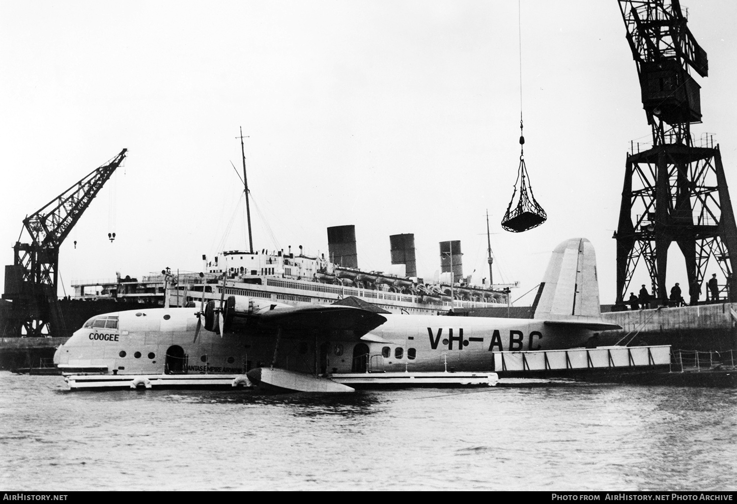 Aircraft Photo of VH-ABC | Short S-23 Empire | Qantas Empire Airways - QEA | AirHistory.net #146183