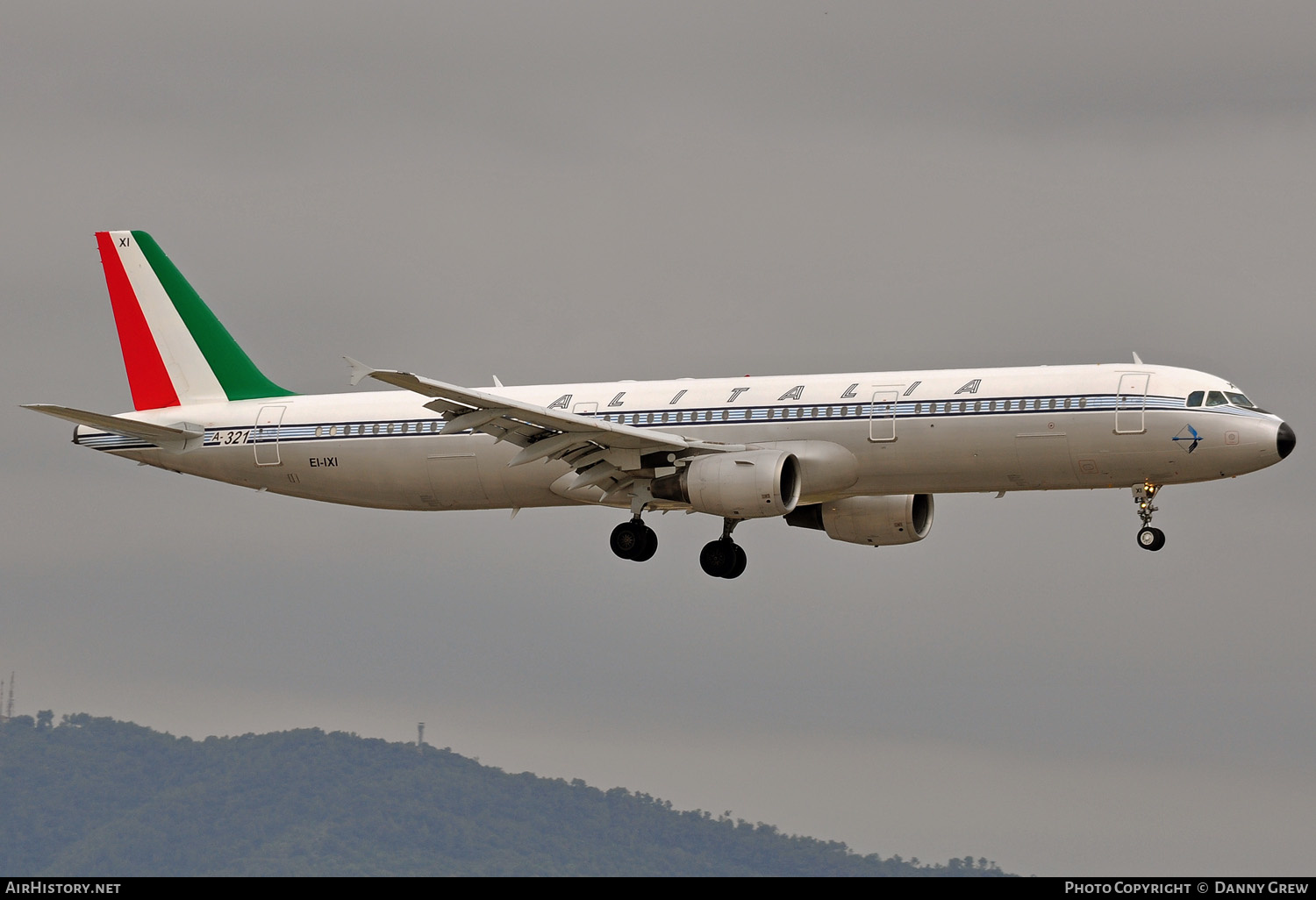 Aircraft Photo of EI-IXI | Airbus A321-112 | Alitalia | AirHistory.net #146288