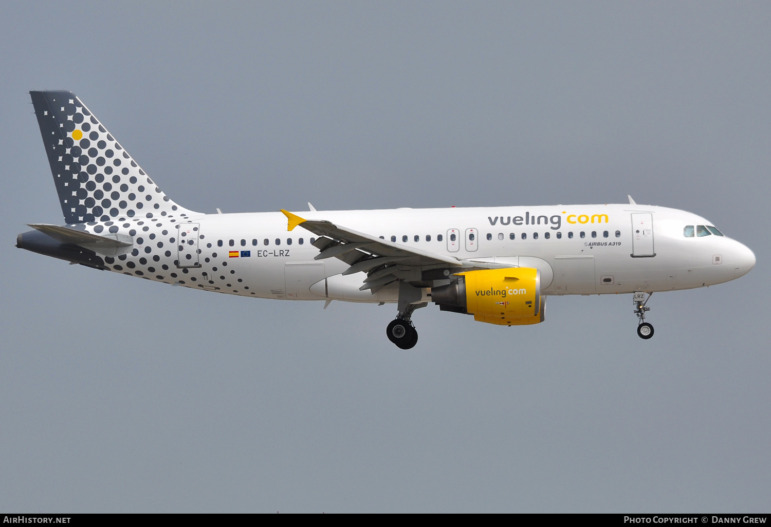 Aircraft Photo of EC-LRZ | Airbus A319-112 | Vueling Airlines | AirHistory.net #146290