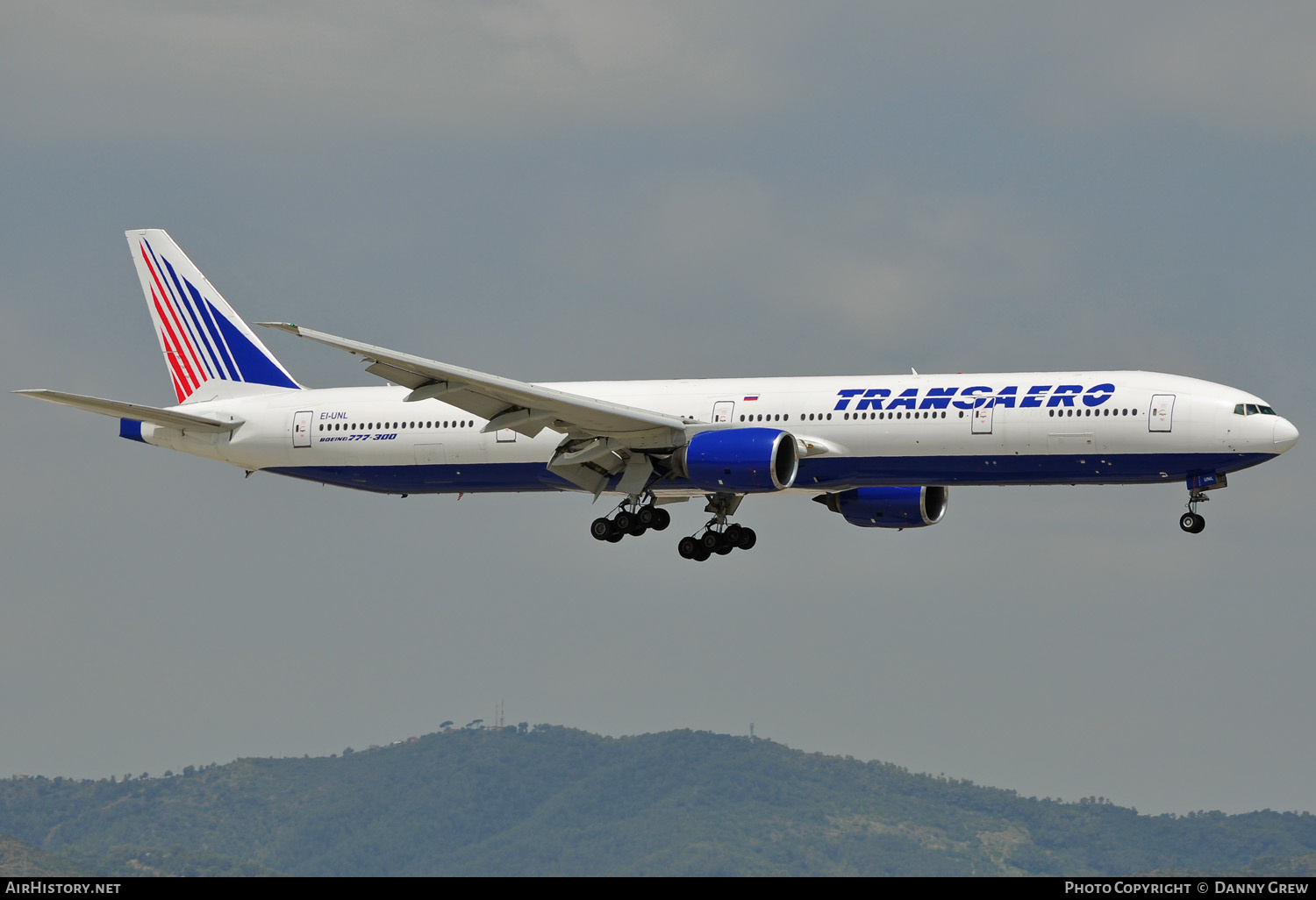 Aircraft Photo of EI-UNL | Boeing 777-312 | Transaero Airlines | AirHistory.net #146310
