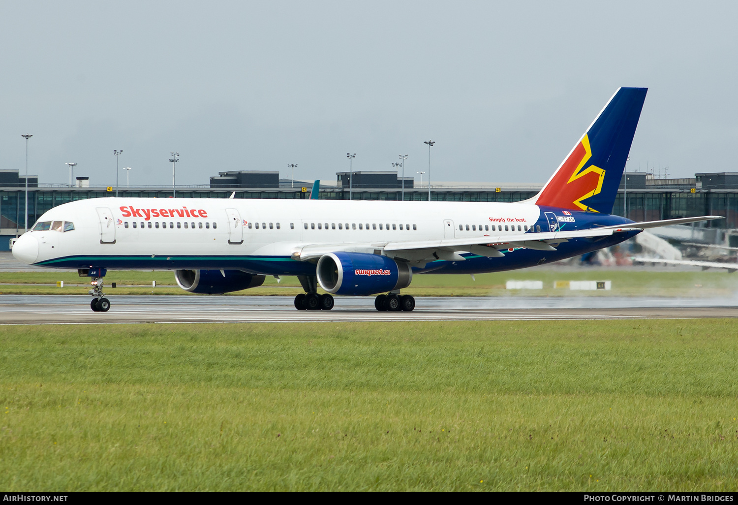 Aircraft Photo of C-FFAN | Boeing 757-21K | Skyservice Airlines | AirHistory.net #146334